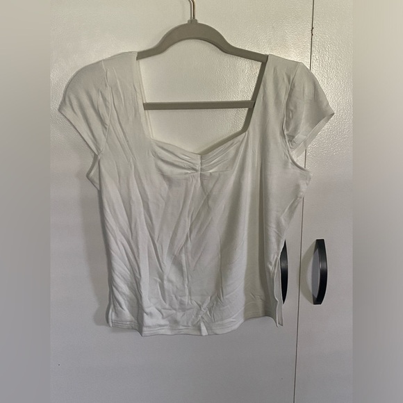 Women's Sweetheart Neck Short Sleeve Side Slit T-Shirt, M - Picture 1 of 4